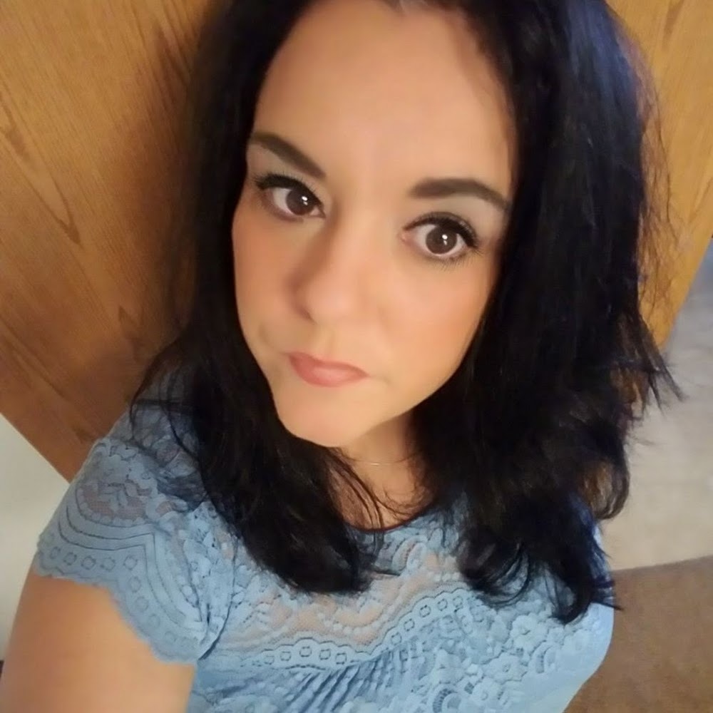 Meet your Posher, Teresa
